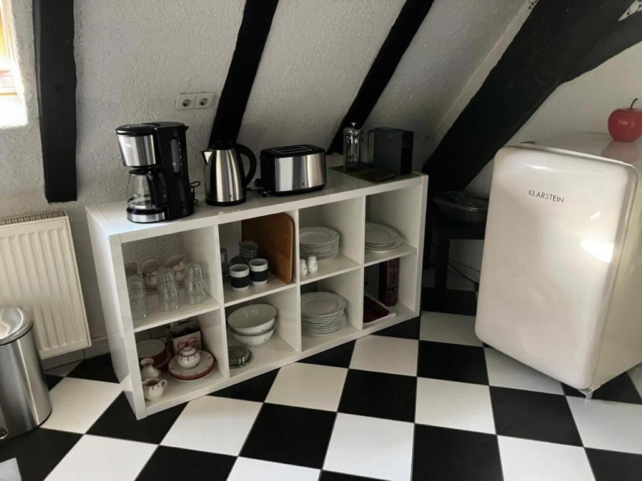 Ferienwohnung Im 'Schmoller - Hof' Нойштадт-ан-дер-Вайнштрасе Экстерьер фото